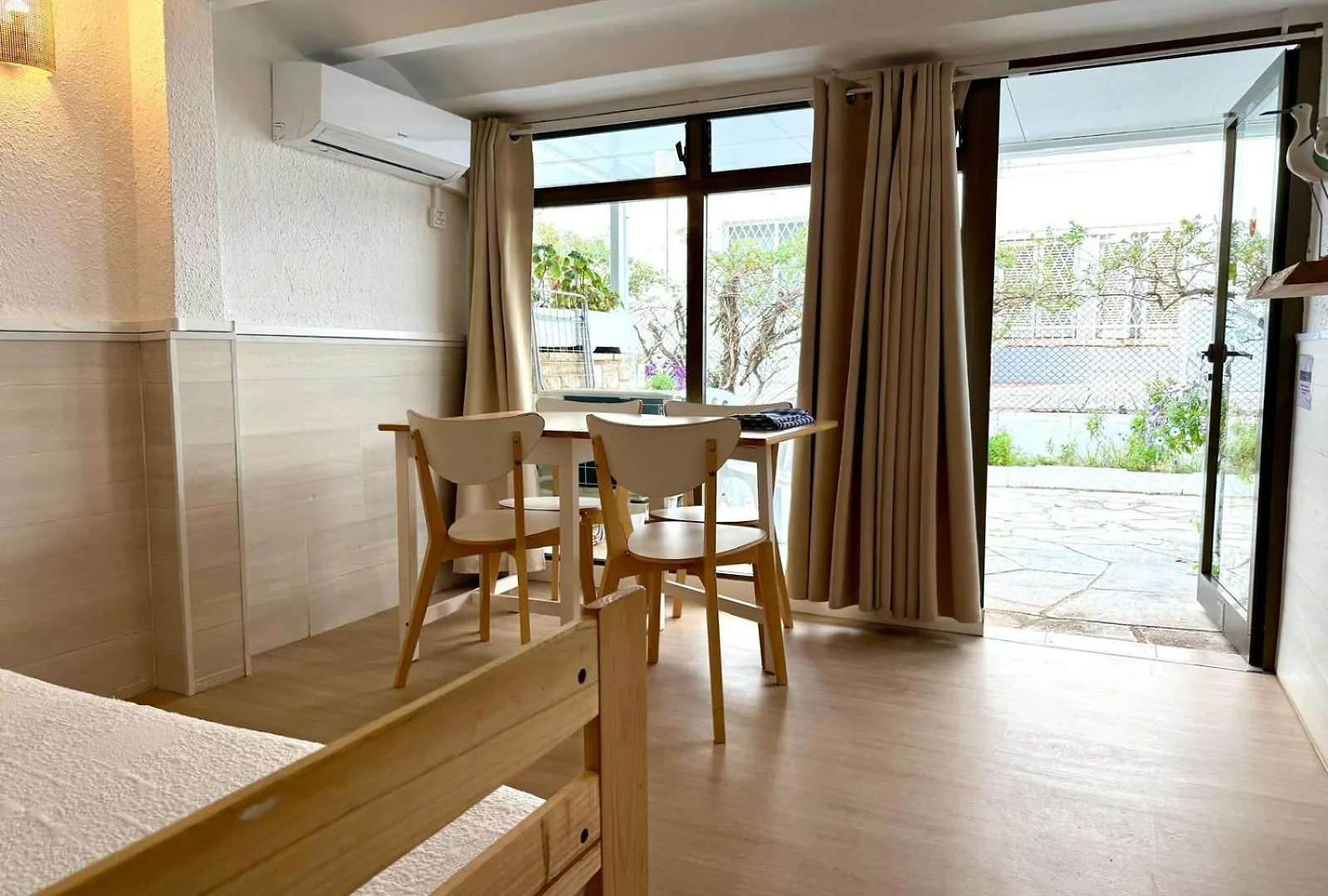Apartamentos Córcega Palmyra Salou 0*,  España