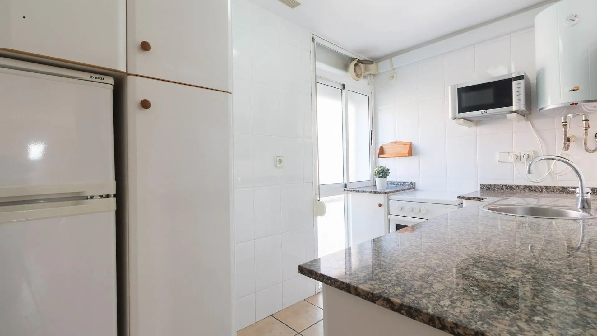 Apartamentos Corcega Palmyra سالو