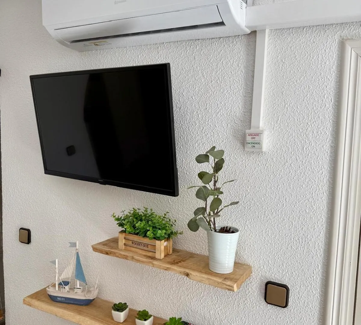 Apartamentos Corcega Palmyra سالو 0*,